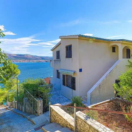 Casa de Férias House Jelka Okrug Gornji